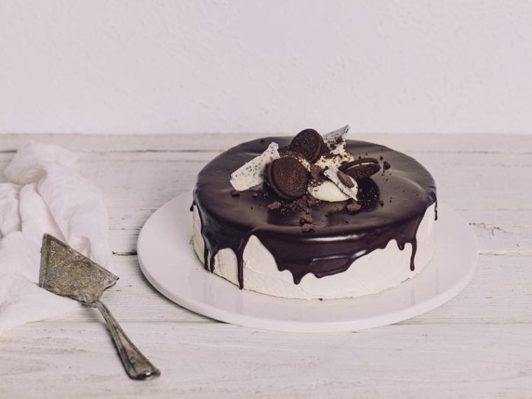 Cookies & Cream Cake