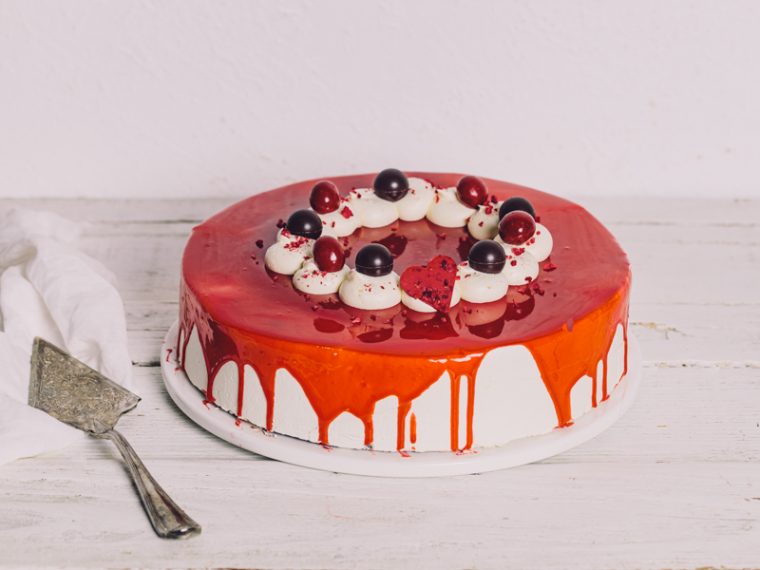 Red Velvet Deluxe Cake